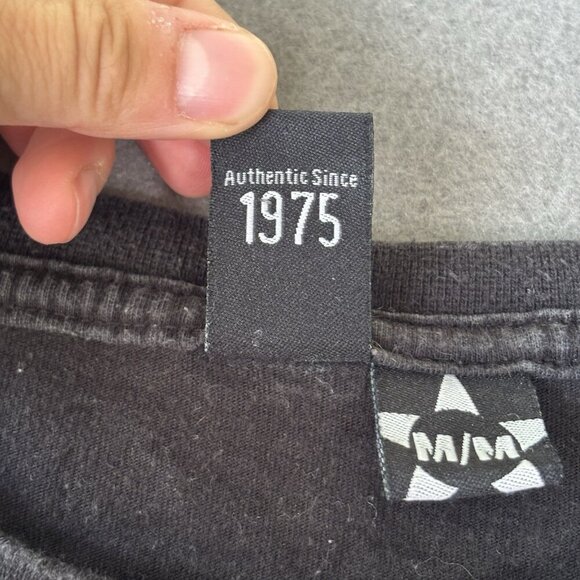 Vintage Avirex Y2K T-Shirt Mens Black Spellout Streetwear Graphic Logo Grunge M - Picture 6 of 13